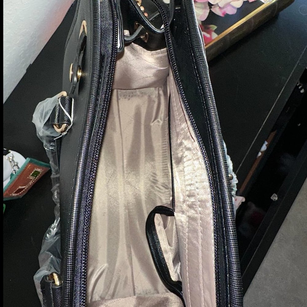 Women 2 Sets - Handbags and Wallet Set - Pink White Black Color - Picture 4 of 10